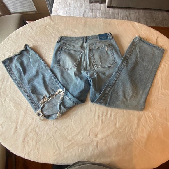 Abercrombie & Fitch The 90's Straight Ultra High Rise distressed 16972 - Picture 6 of 15